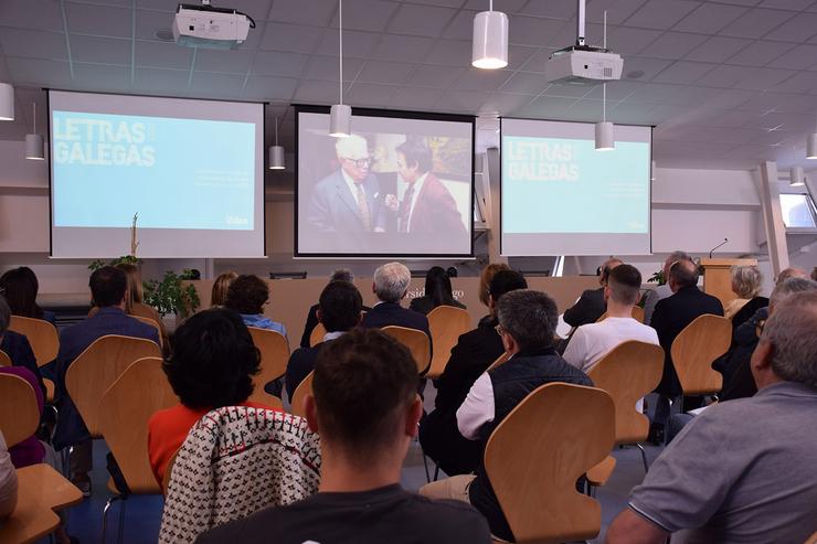 Acto de homenaxe a Francisco Fernández del Riego na Universidade de Vigo, con motivo do Día dás Letras Galegas / DUVI-UVIGO 