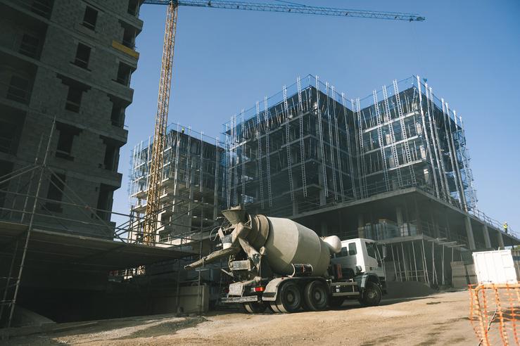 Edificio en construción. Actívase o mercado da vivenda / Europa Press