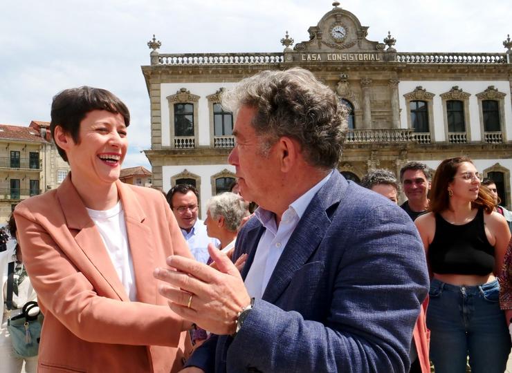 O candidato do BNG á reelección como alcalde de Pontevedra, Miguel Anxo Fernández Lores, coa líder do BNG, Ana Pontón. BNG