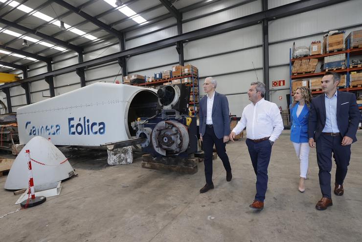 O vicepresidente primeiro, Francisco Conde, visita as instalacións de Fuso Renovables nas Somozas (A Coruña).. XUNTA 