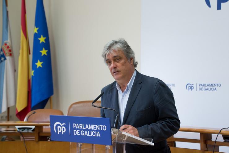 O portavoz do PPdeG na Cámara galega, Pedro Puy, en rolda de prensa est elunes 8 de maio.. GRUPO PARLAMENTARIO DO PP DE GALICIA / Europa Press