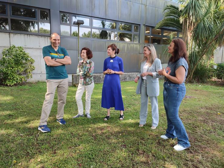 José Antonio Añón, Marilar Aleixandre, Marta Lois, Verónica Martínez e Beira Hermida, candidatos de Sumar por Galicia para o 23J / Europa Press