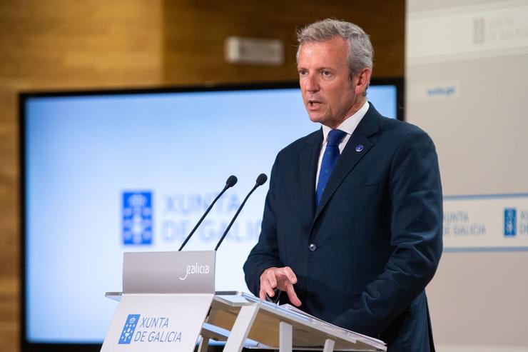 O Presidente da Xunta, Alfonso Rueda, comparecendo ante os Medios de Comunicación. Foto: Xoan Crespo. Xunta de Galicia.