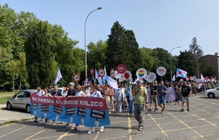 Manifestación da Plataforma en Defensa do Ensino Público en Santiago. / Europa Press