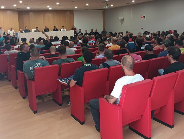 Asemblea de bombeiros comarcais de Galicia, celebrada en Santiago 