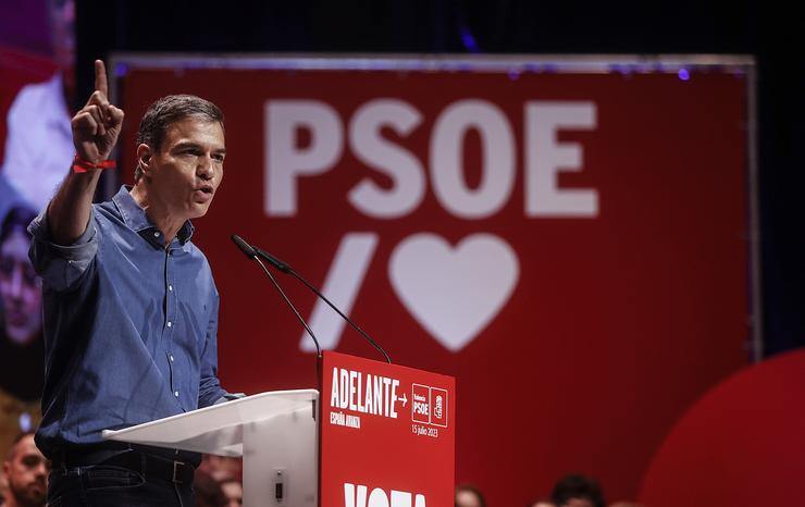 O secretario xeral do PSOE e presidente do Goberno de España, e candidato á reelección, Pedro Sánchez, intervén durante un mitin electoral no Palacio de Congresos, a 15  de xullo de 2023, en Valencia, Comunidade de Valencia.. Rober Solsona - Europa Press / Europa Press