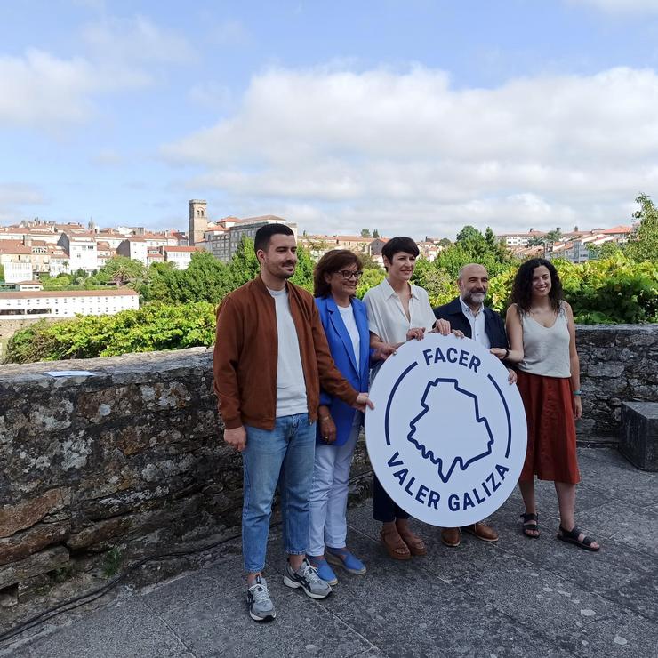 (De Esquerda A Dereita) Daniel Castro, Carme Dá Silva, Ana Pontón, Néstor Rego E Noa Presas 