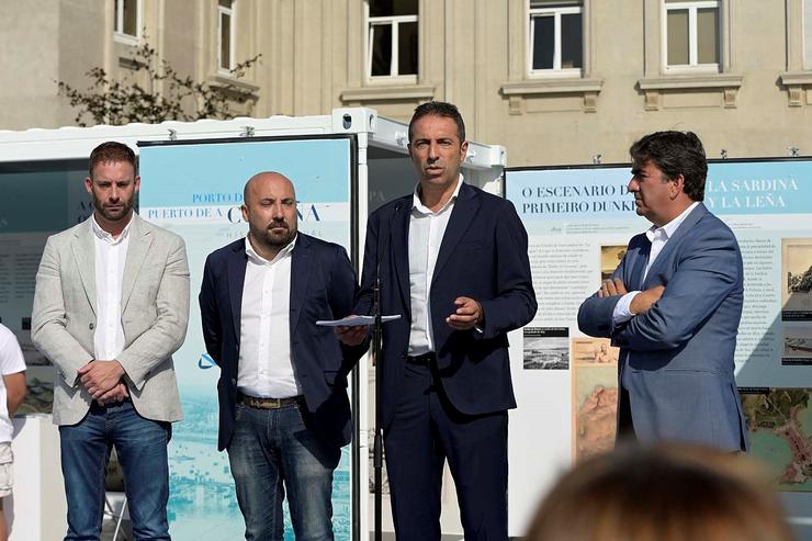 Inauguración da exposición sobre a historia do porto da Coruña / XUNTA