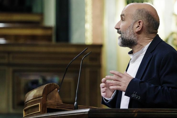 Néstor Rego durante unha intervención no Congreso 