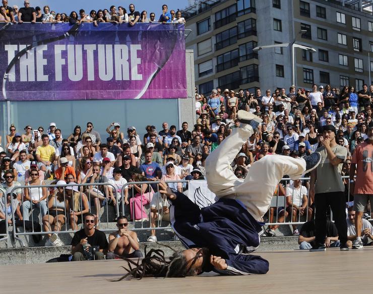 Un bailarín durante a final da XXII edición de O Marisquiño/Javier Vázquez - Europa Press