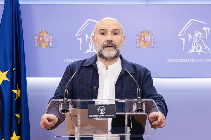 O deputado de BNG, Néstor Rego durante unha rolda de prensa anterior á reunión da Xunta de Portavoces, no Congreso dos Deputados, a 14 de setembro de 2023, en Madrid (España).. Carlos Luján - Europa Press / Europa Press