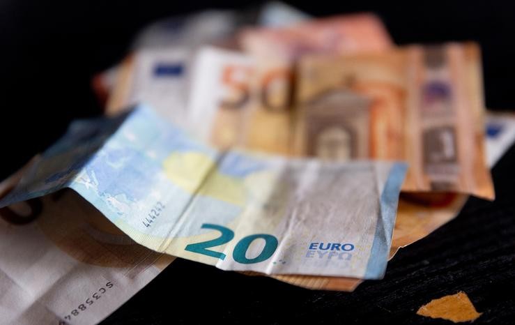 Varios billetes, a 9 de xaneiro de 2024, en Madrid / Eduardo Parra - Arquivo 