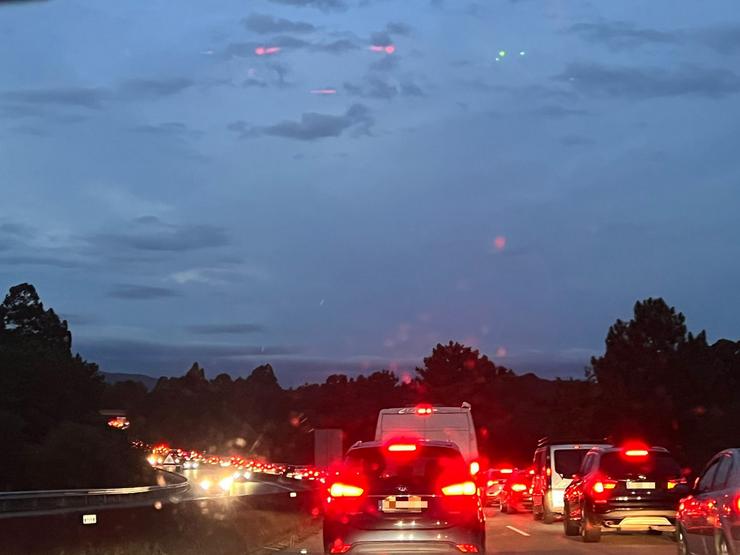Retención na AP-9 en dirección Santiago polas obras do viaduto de Portas / Europa Press