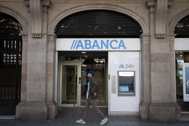 Arquivo - Fachada do banco Abanca. David Zorrakino - Europa Press - Arquivo