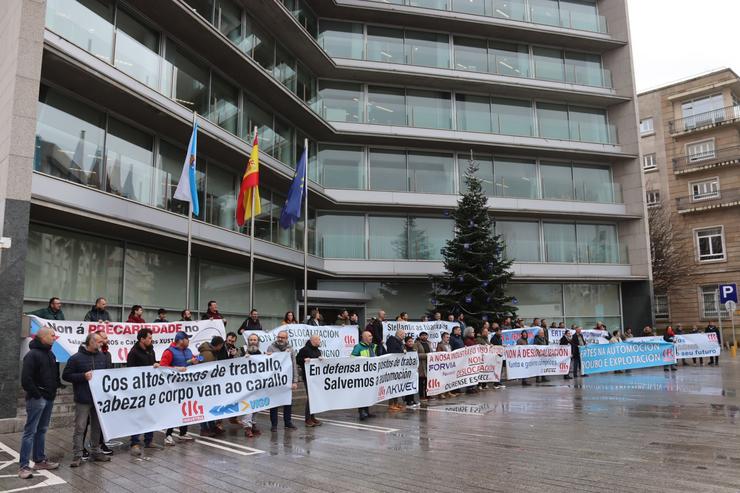 Concentración de protesta da CIG en defensa do sector da automoción, a 18 de decembro de 2024.. CIG VIGO / Europa Press