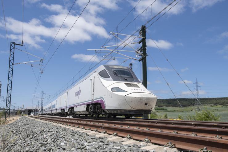 Tren da serie 730 / RENFE - Arquivo