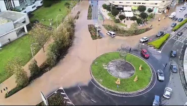 Inundacións na zona de Monelos, na Coruña / redes