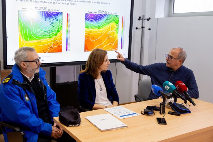 A vicepresidenta segunda e conselleira de Medio Ambiente, Territorio e Vivenda, Ángeles Vázquez, presenta o avance do balance climatolóxico do ano 2023 