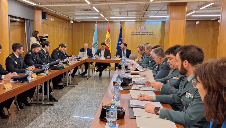 O delegado do Goberno en Galicia, Pedro Blanco, preside a reunión do plan de convivencia escolar/. DELEGACIÓN DO GOBERNO EN GALICIA / Europa Press