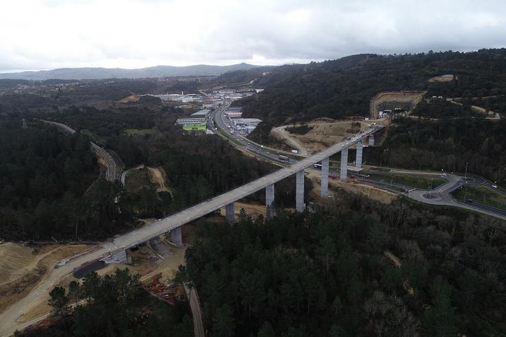 Taboleiro dun dos viadutos da variante exterior de Ourense. ADIF / Europa Press