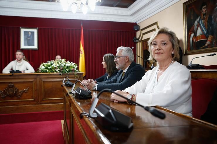 A ata agora concelleira de Urbanismo no Concello de Lugo, Paula Alvarellos, durante a toma de posesión do seu novo cargo como alcaldesa de Lugo / Carlos Castro - Arquivo