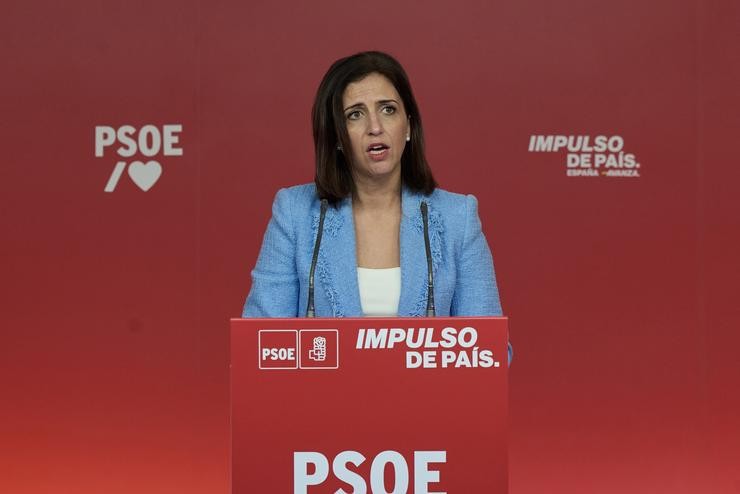 A nova Portavoz do PSOE, Esther Pena, durante unha rolda de prensa . Jesús Hellín - Europa Press