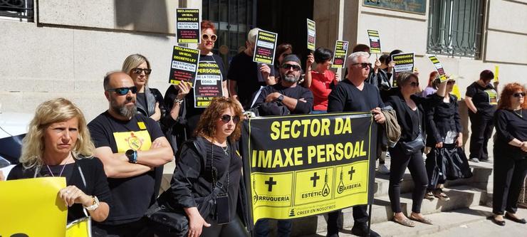 Protestas do sector da imaxe persoal en maio de 2023. ALIANZA POLA BAIXADA DO IVE Á IMAXE PERSOAL / Europa Press