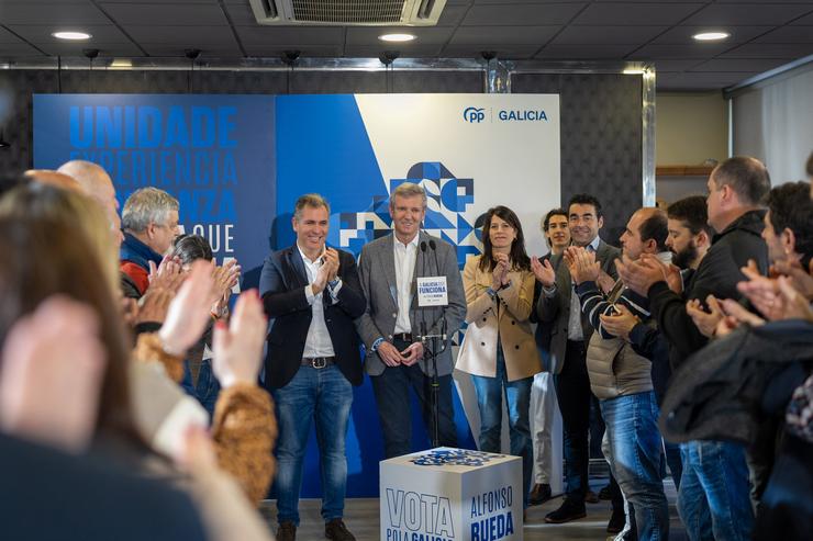 Alfonso Rueda participa nun acto político en Pontevedra 