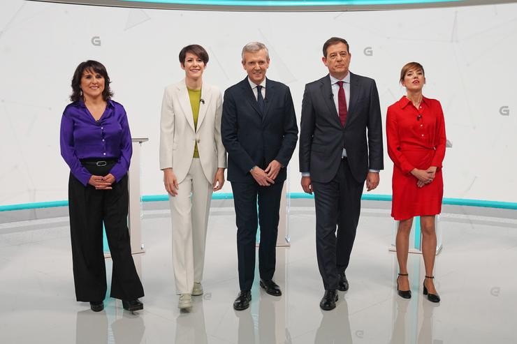 Isabel Faraldo, Ana Pontón, Alfonso Rueda, José Ramón Besteiro e Marta Lois no debate electoral / Álvaro Ballestero