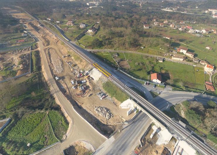 Obra na variante exterior do AVE de Ourense 