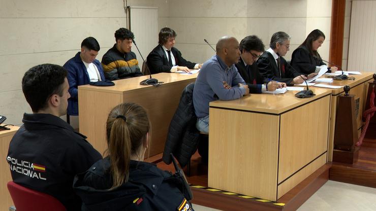 Os acusados durante a lectura do veredicto 