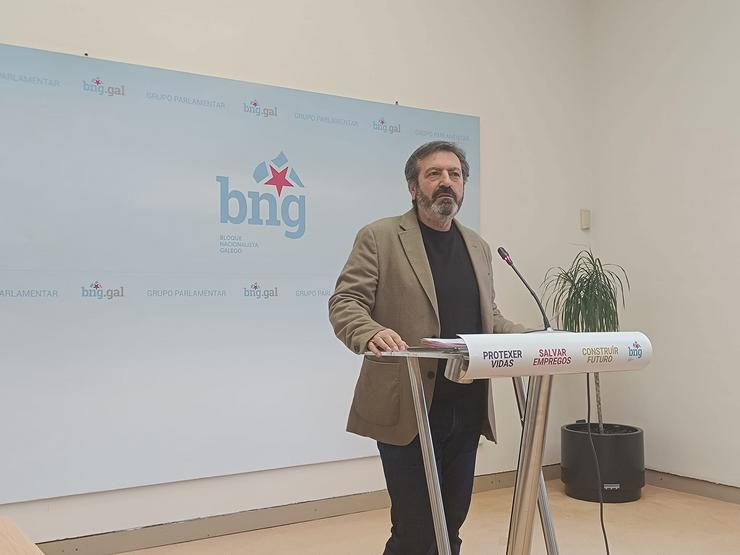 O deputado electo do BNG Luís Bará en rolda de prensa. BNG / Europa Press