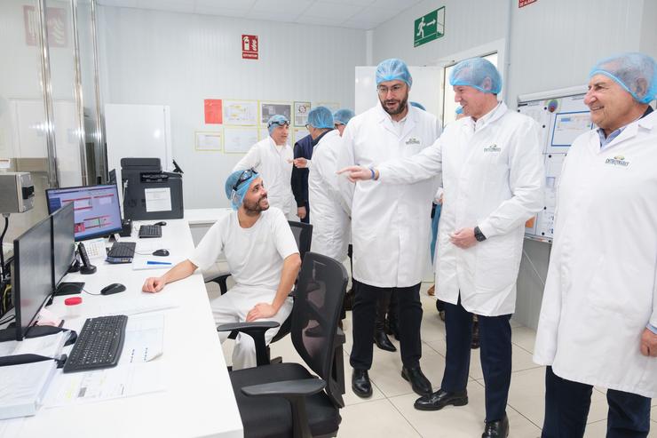 Visita de Alfonso Rueda a Entrepinares, en Vilalba / XUNTA