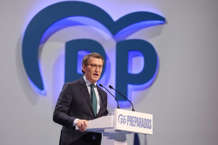 O presidente do PP,  Alberto Núñez Feijóo, durante a súa intervención no segundo e último día do congreso do PP 
