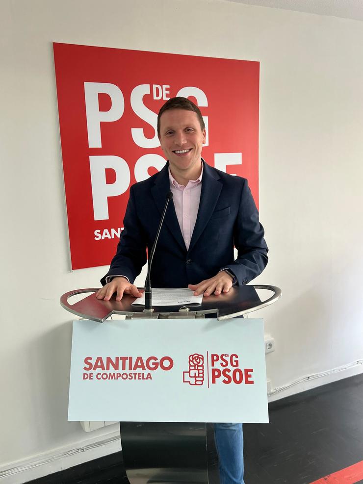 O secretario xeral dos socialistas composteláns, Aitor Bouza.. PSOE SANTIAGO