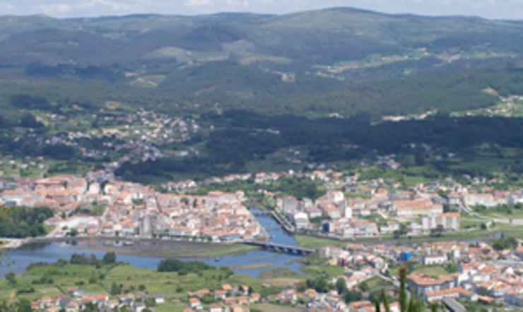 Vila e ría de Noia / wikipedia