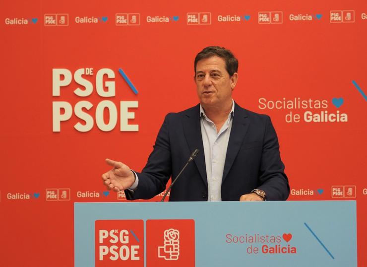 O secretario xeral do PSdeG, José Ramón Gómez Besteiro, en rolda de prensa. PSDEG / Europa Press