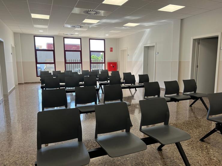 Arquivo - Salga de espera do novo centro de saúde de Santa Rita. / AJUNTAMENT DE PATERNA - Europa Press