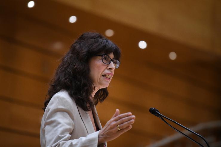 A ministra de Igualdade, Ana Redondo, durante unha sesión de control ao Goberno, no Senado. Fernando Sánchez - Europa Press / Europa Press