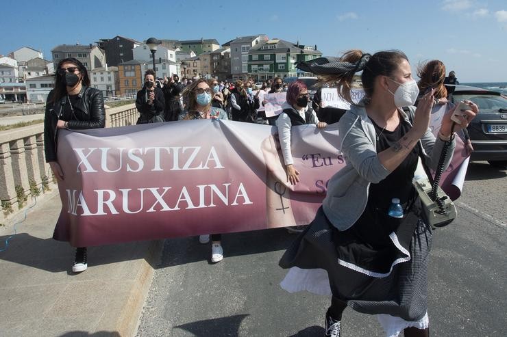 Varias mulleres participan nunha manifestación en apoio ás 87 mulleres que en 2019 foron gravadas sen autorización / Carlos Castro - Arquivo