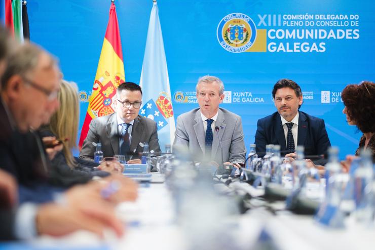Alfonso Rueda na reunión da Comisión Delegada do Consello de Comunidades Galegas. DAVID CABEZON @ XUNTA / Europa Press