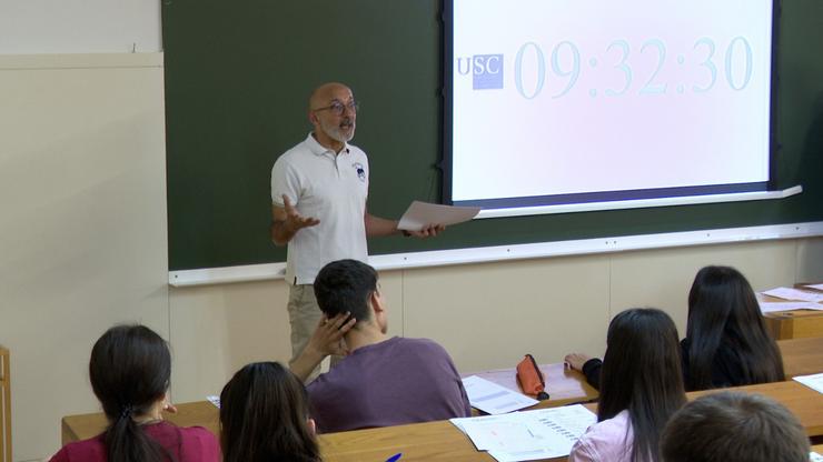 Arranque da Avaliación para ou Acceso á Universidade (ABAU) 2024 en Galicia, na Facultade de Ciencias da Comunicación de Santiago de Compostela. / Europa Press