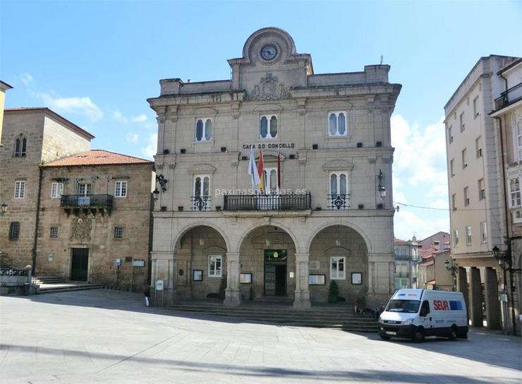 O concello de Ourense / Páxinas Galegas
