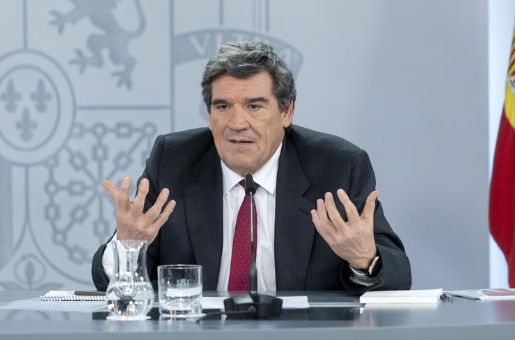 O ministro de Transformación Dixital e Función Pública, José Luís Escrivá, durante unha rolda de prensa posterior á reunión do Consello de Ministros, no Palacio da Moncloa, a 12 de marzo de 2024, en Madrid / Alberto Ortega - Arquivo