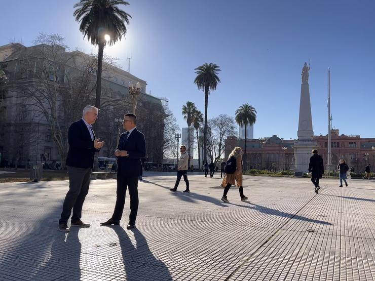 O conselleiro de Emprego, Comercio e Emigración, José González, arrinca a viaxe institucional a Arxentina e a Uruguai / XUNTA DE GALICIA