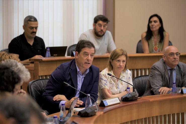 O portavoz do Grupo Parlamentario Socialista, José Ramón Gómez Besteiro, intervén no Parlamento galego / PSDEG - Arquivo / Europa Press