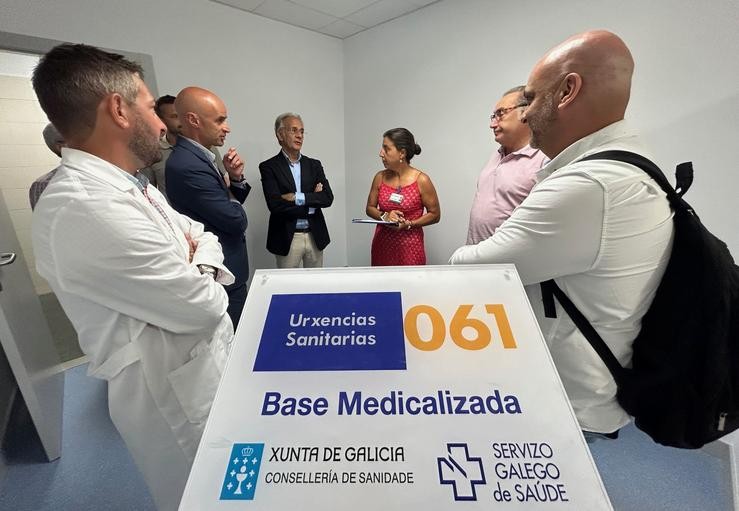 A Xunta asegurou este xoves que a ambulancia medicalizada desprazada a Sanxenxo contará cunha nova base no Hospital do Salnés a partir de setembro. Con todo, o BNG acusou ao Partido Popular de seguir instalado na mentira.. A Xunta / Europa Press