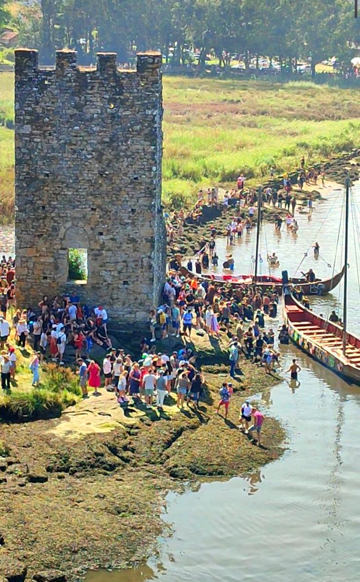 Desembarco viquingo na romaría de Catoira do 2024 / GC