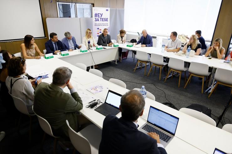 Galicia leva o seu modelo de xestión de pesca, acuicultura, control e rastrexabilidade de alimentos mariños a Serbia / XUNTA