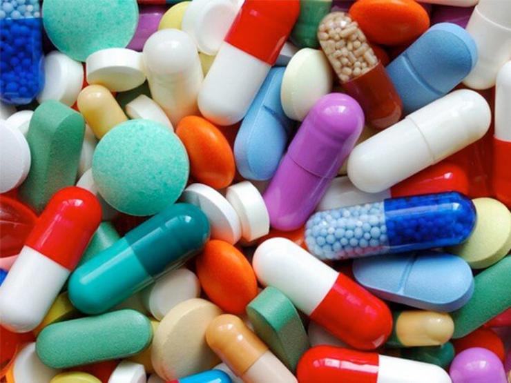 Arquivo - Un estudo do catedrático de medicamento Ramón Cacabelos, presidente do grupo EuroEspes revela que "un 76% dos españois toma unha medicación que non lle fai nada ou lle fai dano". O estudo analiza o perfil do xenoma humano para detectar os. TWITTER - Arquivo / Europa Press